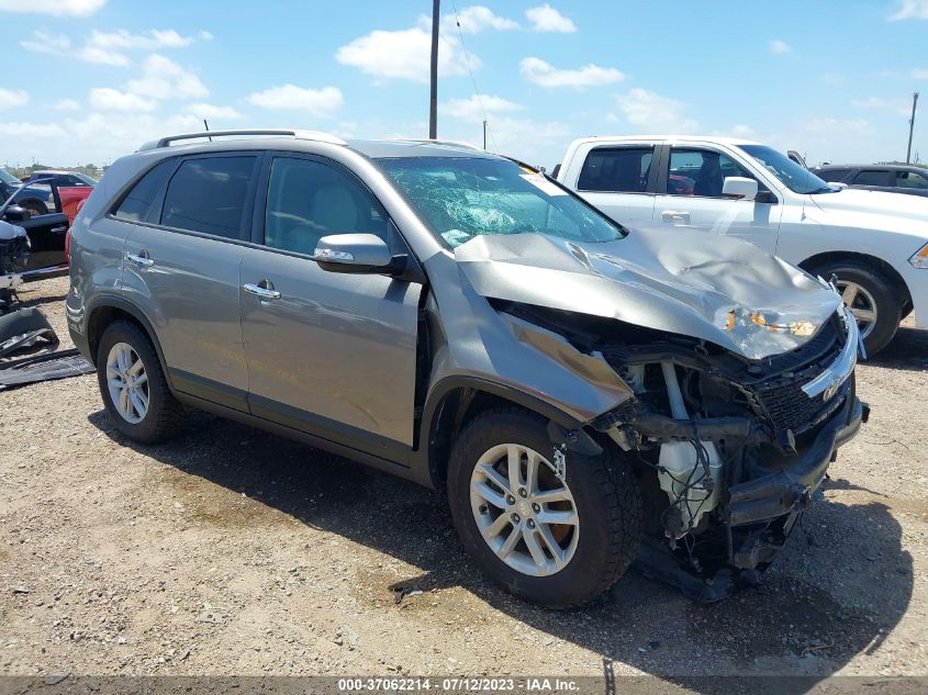 2014 KIA SORENTO LX - 5XYKT3A60EG455324