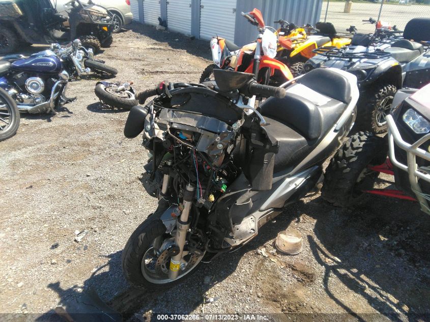 2005 HONDA FSC600 D - JH2PF01115K301125