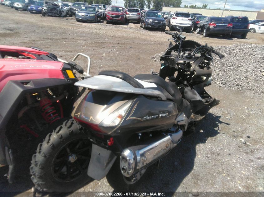 2005 HONDA FSC600 D - JH2PF01115K301125