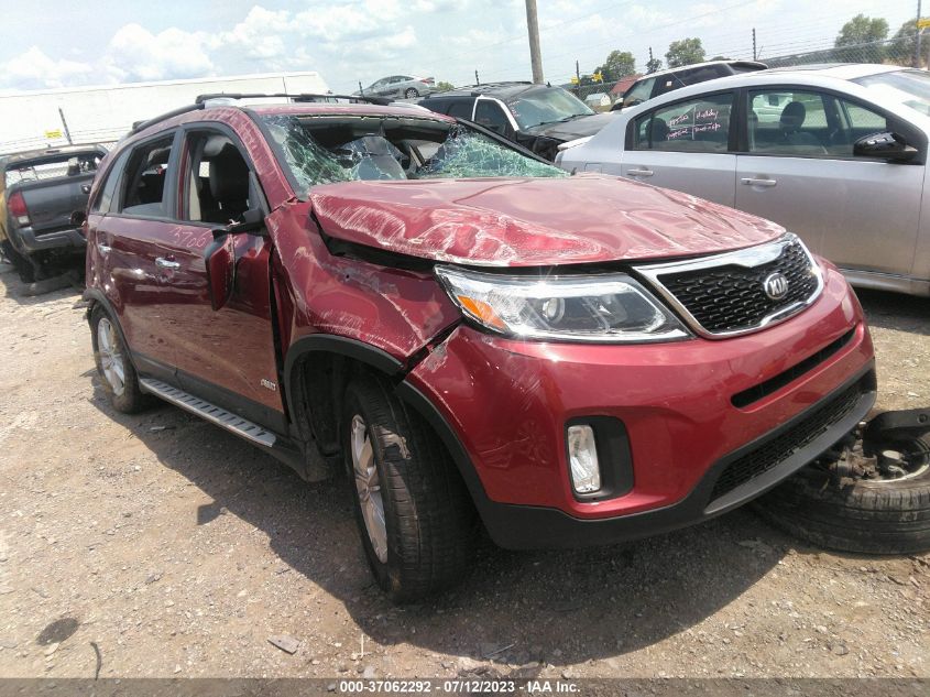 2015 KIA SORENTO LX - 5XYKTCA60FG628499