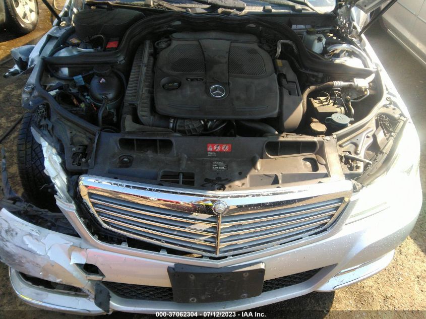 2013 MERCEDES-BENZ C-CLASS C 300 - WDDGF8AB7DA874590