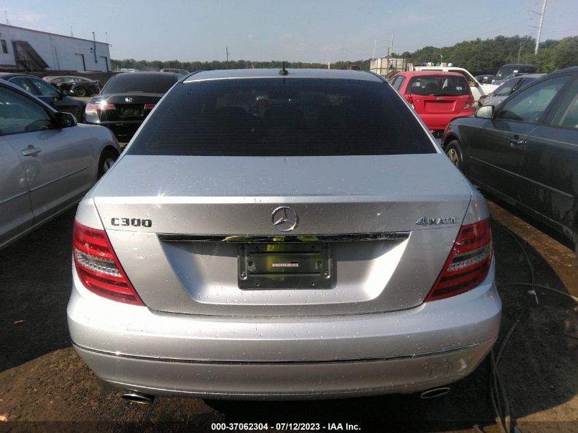 2013 MERCEDES-BENZ C-CLASS C 300 - WDDGF8AB7DA874590