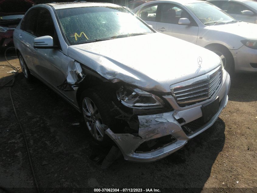 2013 MERCEDES-BENZ C-CLASS C 300 - WDDGF8AB7DA874590