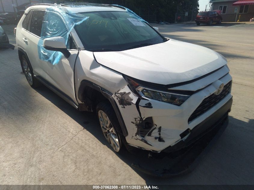 2019 TOYOTA RAV4 XLE PREMIUM - JTMA1RFV4KD036049