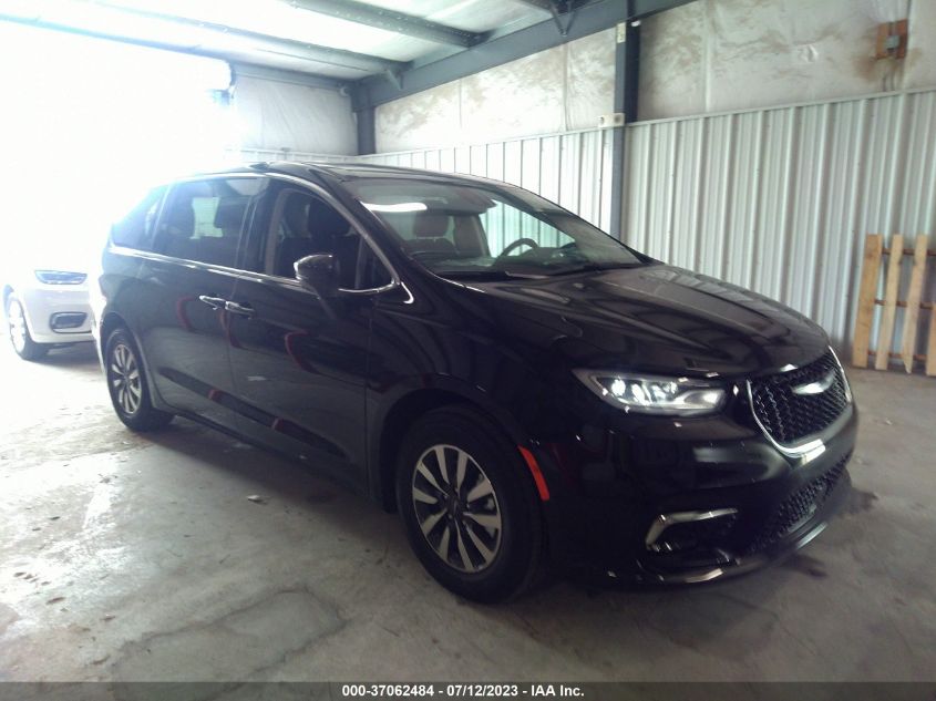 2023 CHRYSLER PACIFICA - 2C4RC1L70PR558900