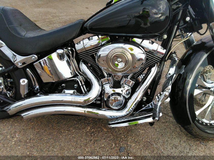 2011 HARLEY-DAVIDSON FLSTF 1HD1BX51XBB030315