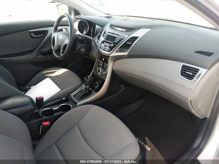 2016 HYUNDAI ELANTRA SE - 5NPDH4AE8GH709350