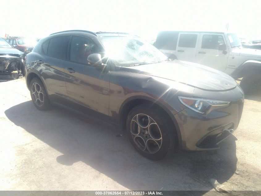 ZASPAKANXN7D47827 ALFA ROMEO STELVIO SPRINT 2022