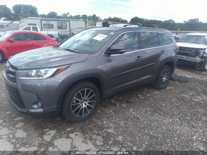 2017 TOYOTA HIGHLANDER XLE - 5TDKZRFH8HS512100