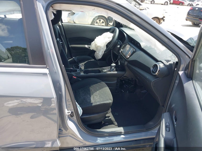 VIN 3N1CP5CV7NL506953 2022 NISSAN KICKS SV