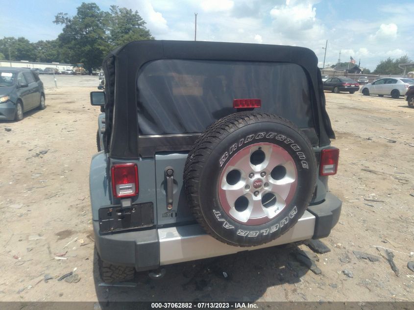 2014 JEEP WRANGLER UNLIMITED SAHARA - 1C4BJWEG3EL292893