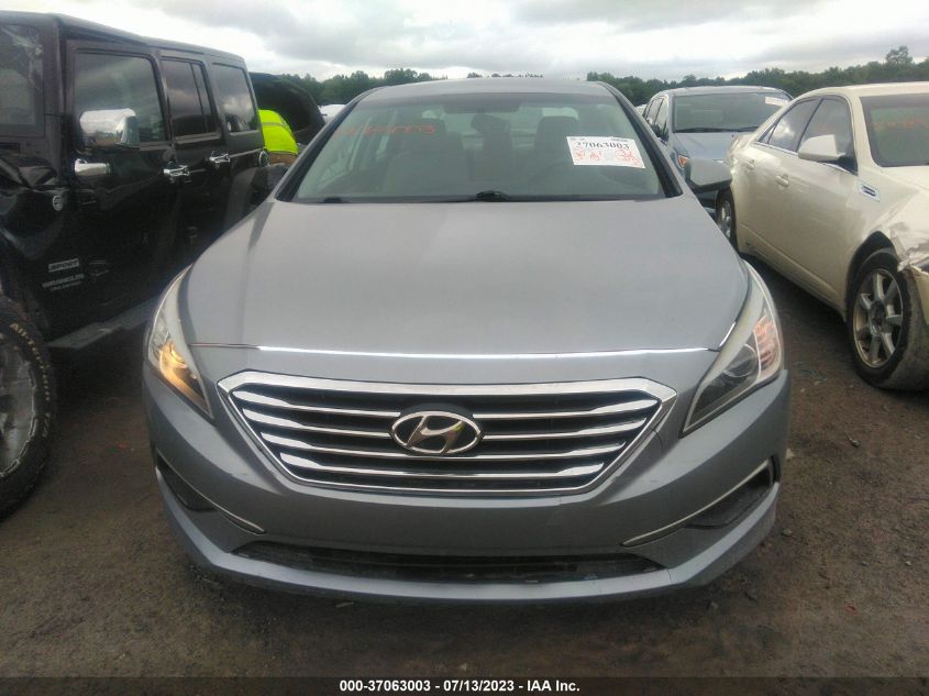 2016 HYUNDAI SONATA 2.4L SE - 5NPE24AF7GH335506