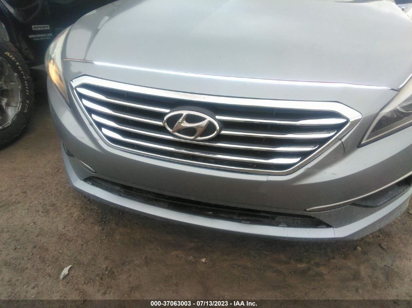 2016 HYUNDAI SONATA 2.4L SE - 5NPE24AF7GH335506