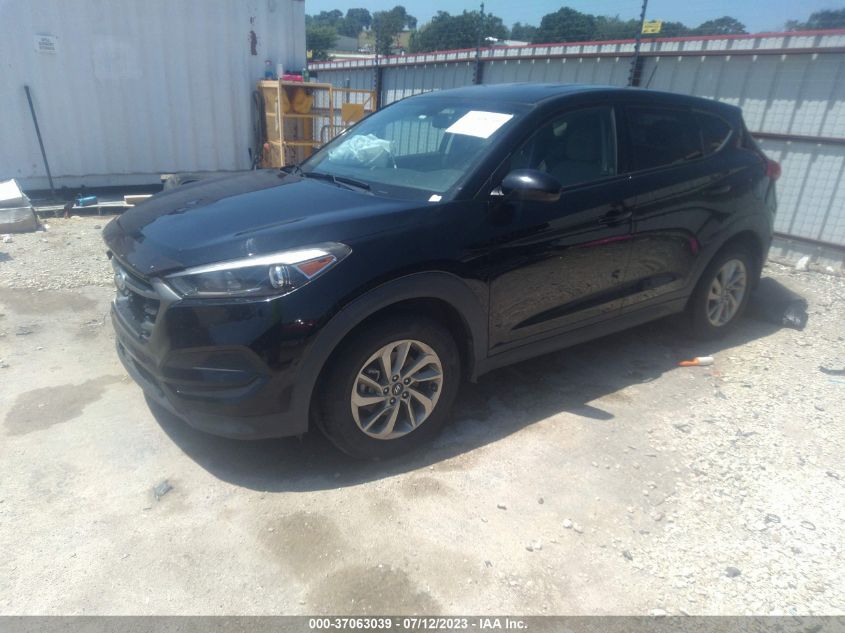 2016 HYUNDAI TUCSON SE - KM8J23A49GU156098