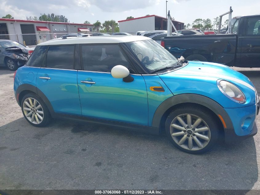 2015 MINI COOPER HARDTOP 4 DOOR WMWXS5C5XFT827280