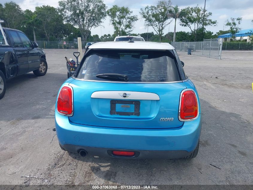 2015 MINI COOPER HARDTOP 4 DOOR WMWXS5C5XFT827280