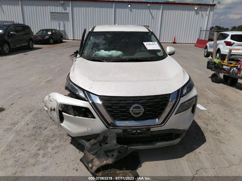 5N1AT3BB9MC825773 Nissan Rogue SV 12