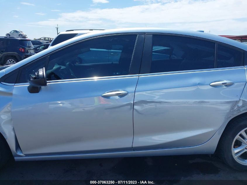 2018 CHEVROLET CRUZE LT - 1G1BE5SM5J7163557