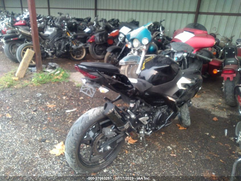 2019 KAWASAKI EX400 JKAEXKG10KDA27610