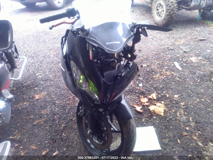 2019 KAWASAKI EX400 JKAEXKG10KDA27610