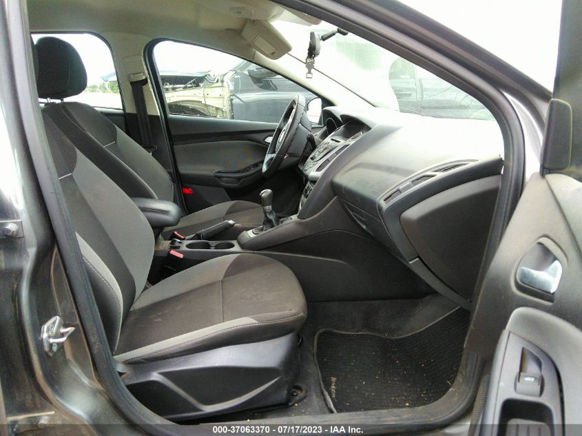 2013 FORD FOCUS SE - 1FADP3K21DL265162