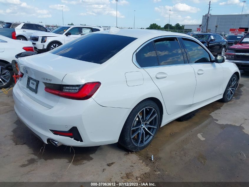 3MW5R1J52K8B02241 BMW 3 Series 330I 4