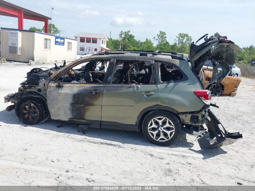2019 SUBARU FORESTER PREMIUM - JF2SKAGC1KH553643