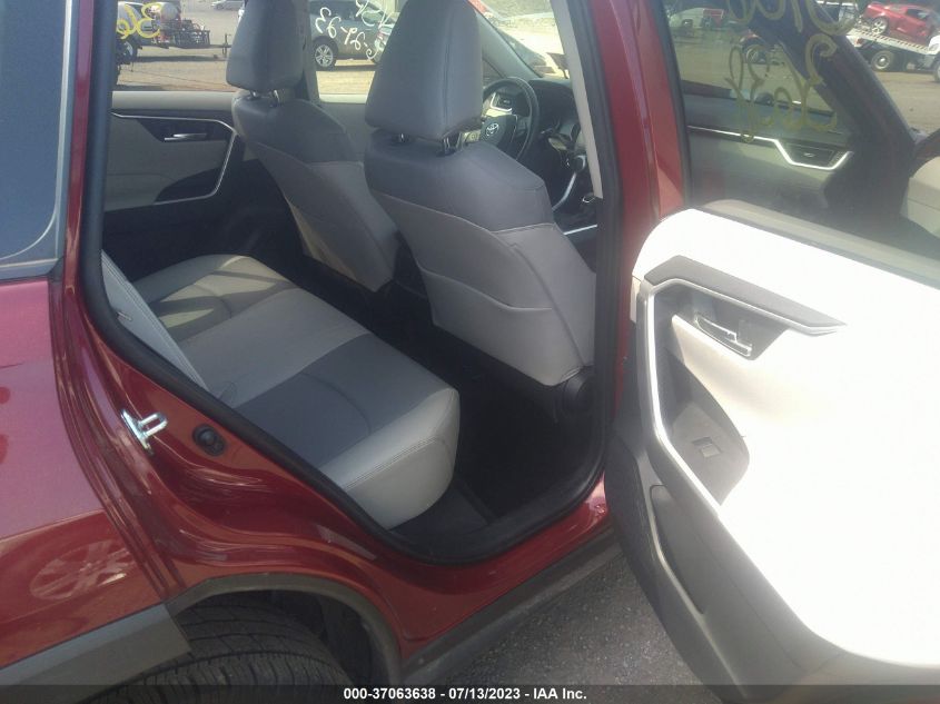 2019 TOYOTA RAV4 XLE PREMIUM - JTMA1RFV8KD008657