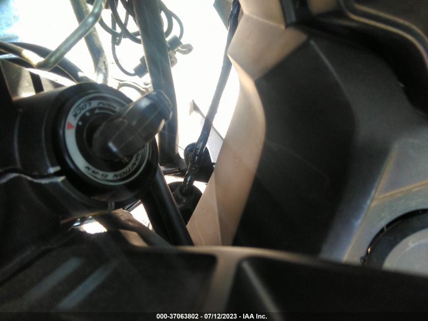 2016 KAWASAKI KLE650 F/LT JKALEEF10GDA14363