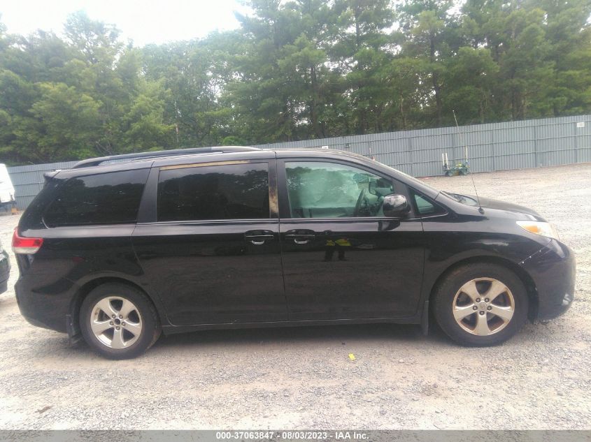 2013 TOYOTA SIENNA LE - 5TDKK3DC9DS393198