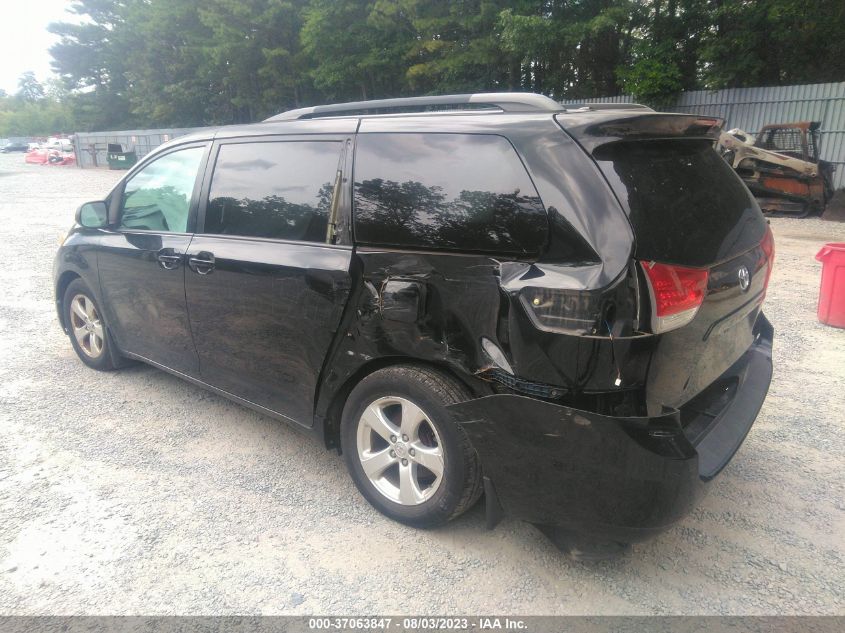 2013 TOYOTA SIENNA LE - 5TDKK3DC9DS393198
