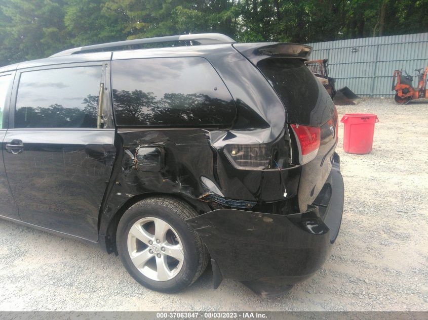 2013 TOYOTA SIENNA LE - 5TDKK3DC9DS393198