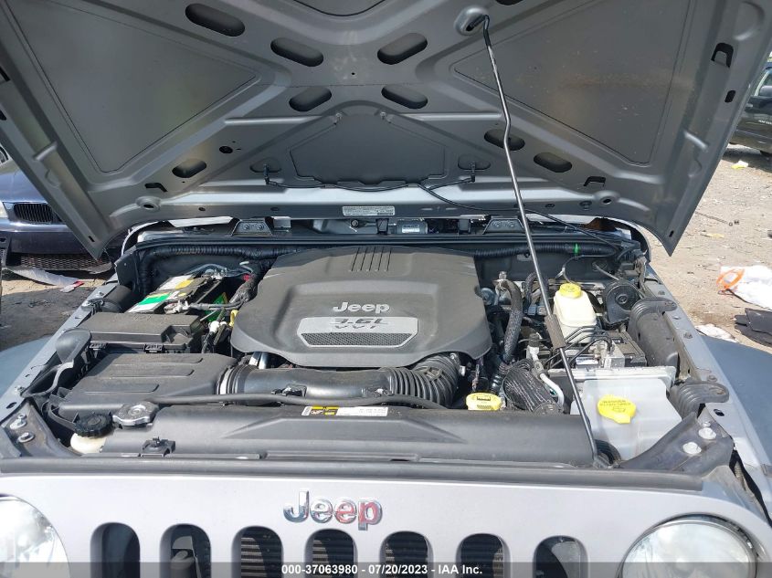 2013 JEEP WRANGLER UNLIMITED SPORT - 1C4BJWDG2DL631465