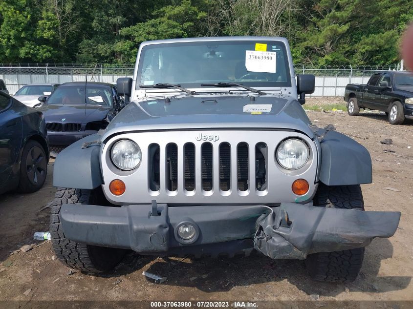 2013 JEEP WRANGLER UNLIMITED SPORT - 1C4BJWDG2DL631465
