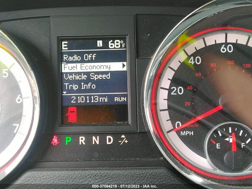 2014 DODGE GRAND CARAVAN R/T - 2C4RDGEG4ER260540