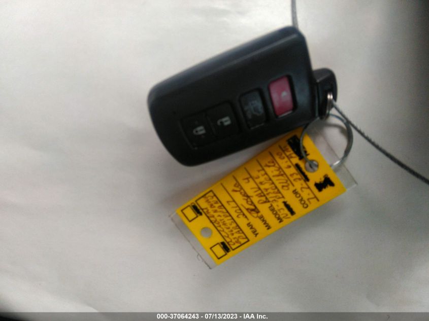 2017 TOYOTA RAV4 LIMITED/PLATINUM - 2T3DFREV6HW632064