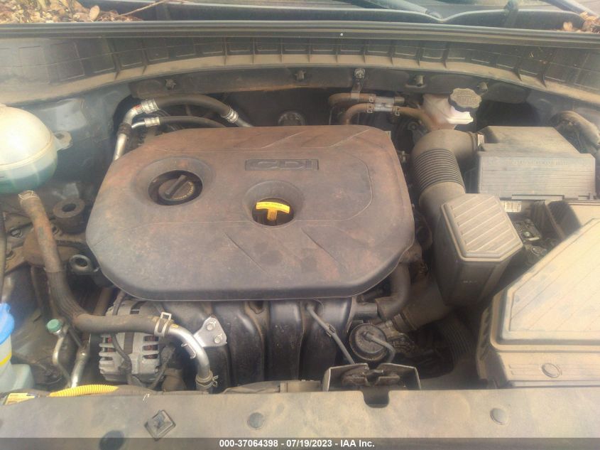 2017 HYUNDAI TUCSON LIMITED/SPORT AND ECO/SE - KM8J33A46HU463470