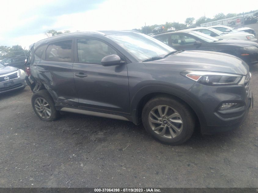 2017 HYUNDAI TUCSON LIMITED/SPORT AND ECO/SE - KM8J33A46HU463470