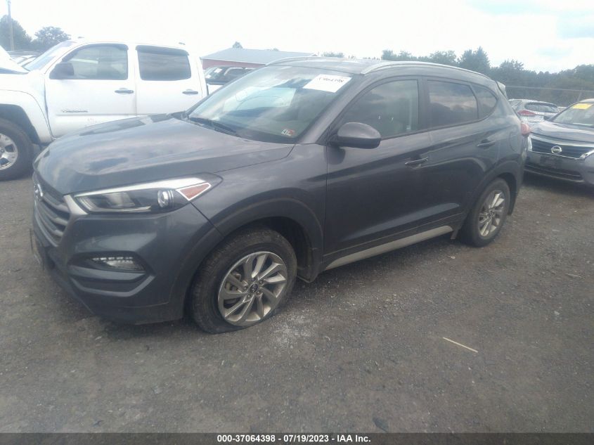 2017 HYUNDAI TUCSON LIMITED/SPORT AND ECO/SE - KM8J33A46HU463470