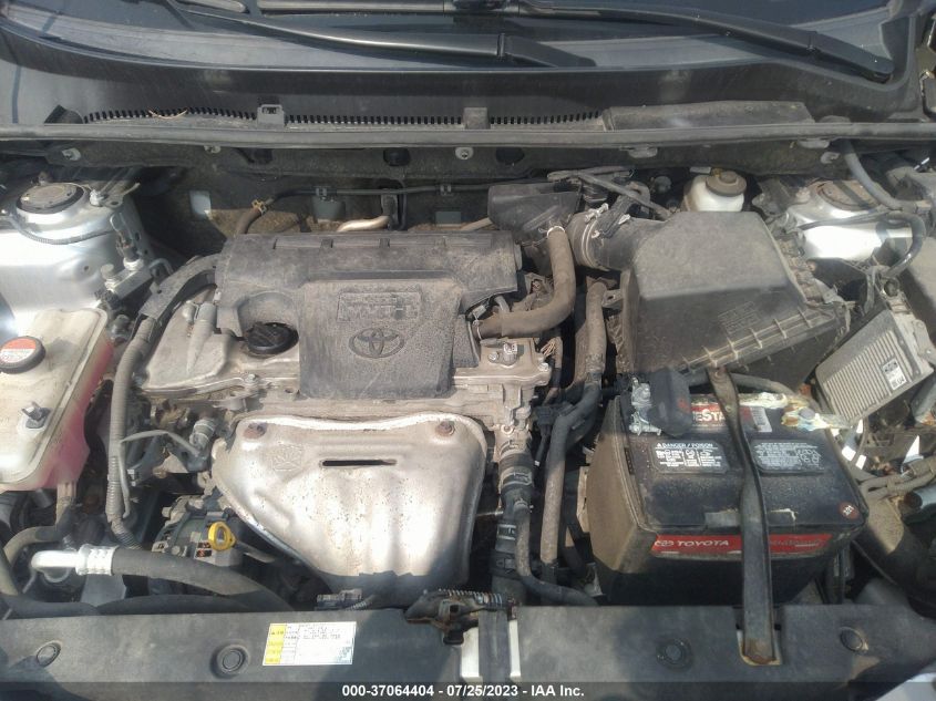 2015 TOYOTA RAV4 LE - JTMBFREV6FJ044362