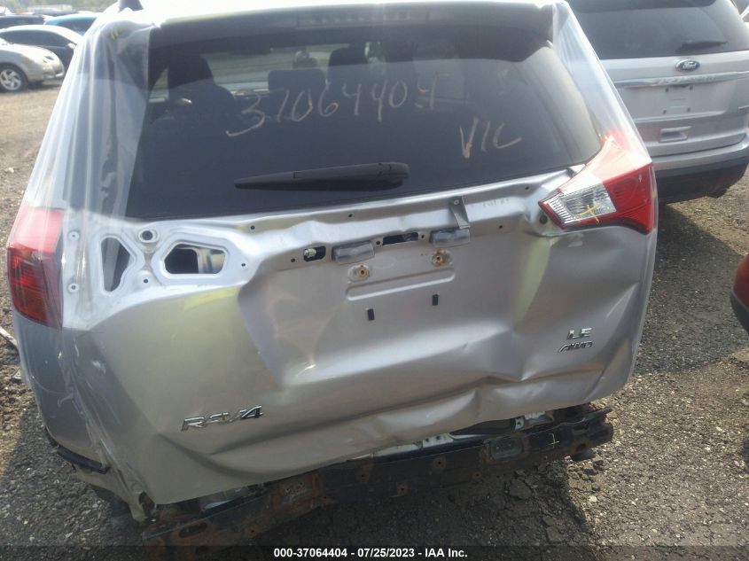 2015 TOYOTA RAV4 LE - JTMBFREV6FJ044362