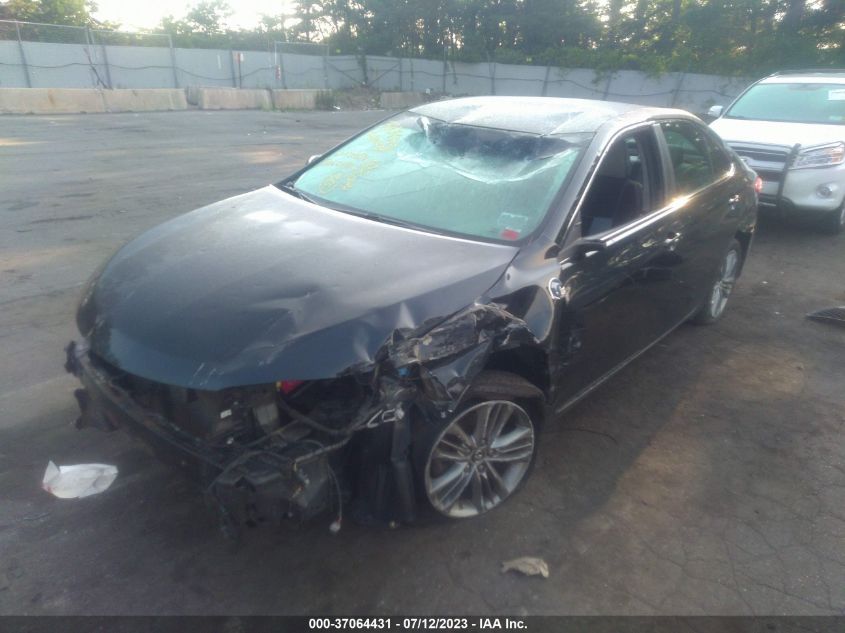 2015 TOYOTA CAMRY XLE/SE/LE/XSE - 4T1BF1FK5FU028041