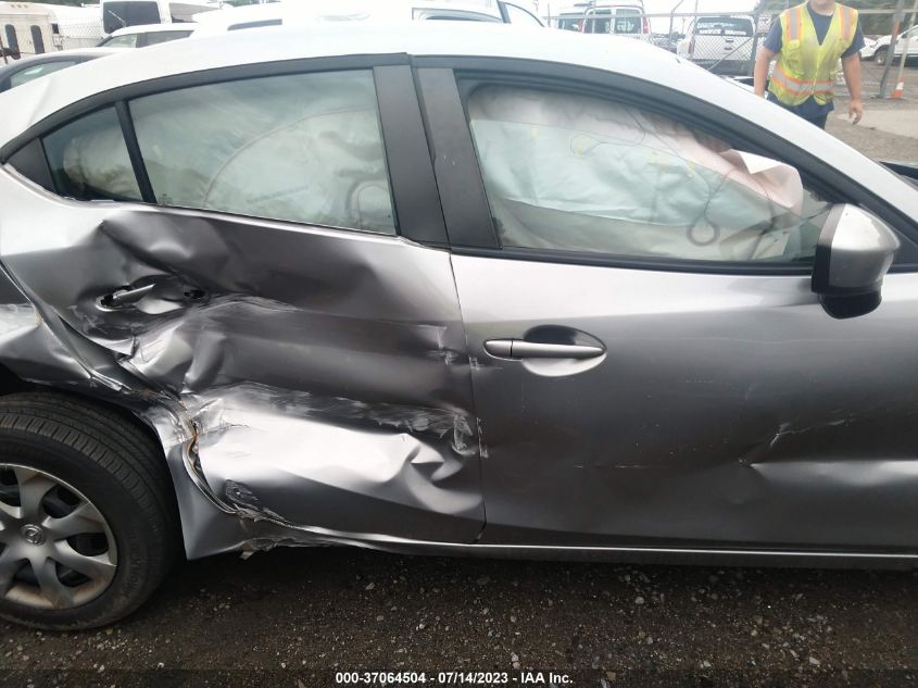 2014 MAZDA MAZDA3 I SPORT - JM1BM1U7XE1194029