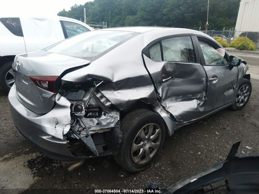 2014 MAZDA MAZDA3 I SPORT - JM1BM1U7XE1194029