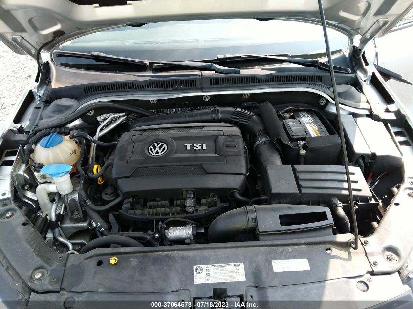 2014 VOLKSWAGEN JETTA SEDAN SE - 3VWD17AJ7EM243417