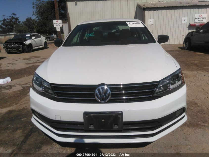 2016 VOLKSWAGEN JETTA SEDAN 1.8T SPORT - 3VWD17AJ7GM306065