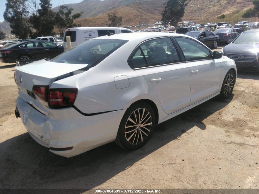 2016 VOLKSWAGEN JETTA SEDAN 1.8T SPORT - 3VWD17AJ7GM306065