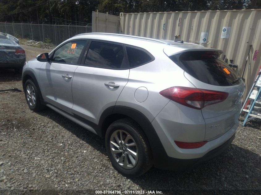 2017 HYUNDAI TUCSON SE - KM8J33A49HU443794