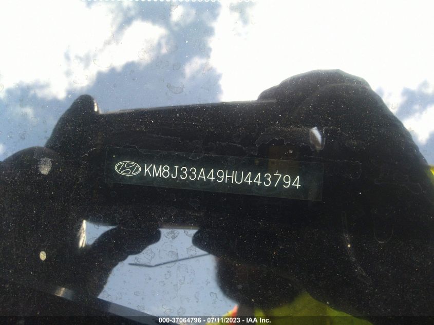 2017 HYUNDAI TUCSON SE - KM8J33A49HU443794