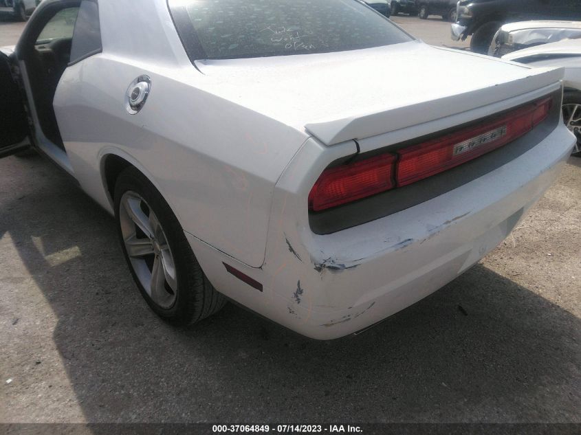 2014 DODGE CHALLENGER SXT - 2C3CDYAG1EH277016